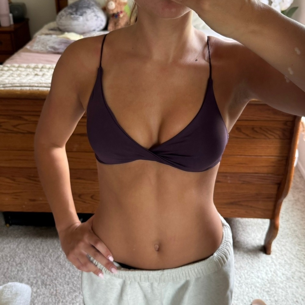 Dfyne vision twist front sports bra fig purple small